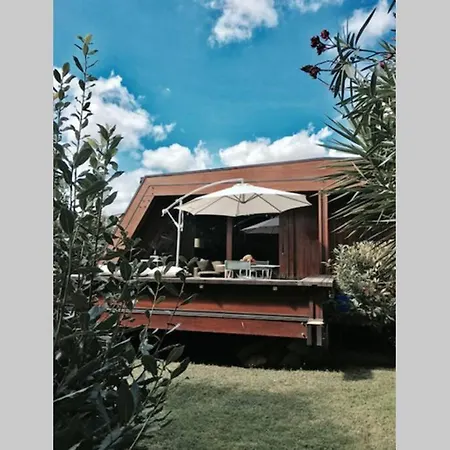 Villa Boheme Cottage With Swimming Pool