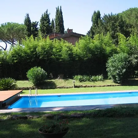 Boheme Cottage With Swimming Pool